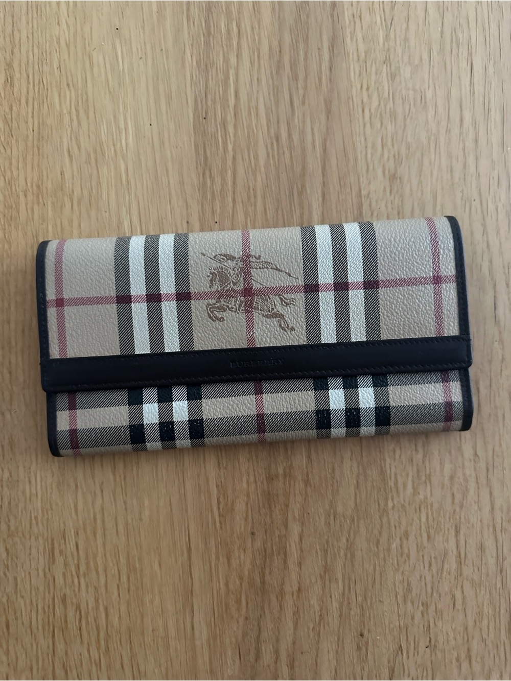 Burberry Long wallet